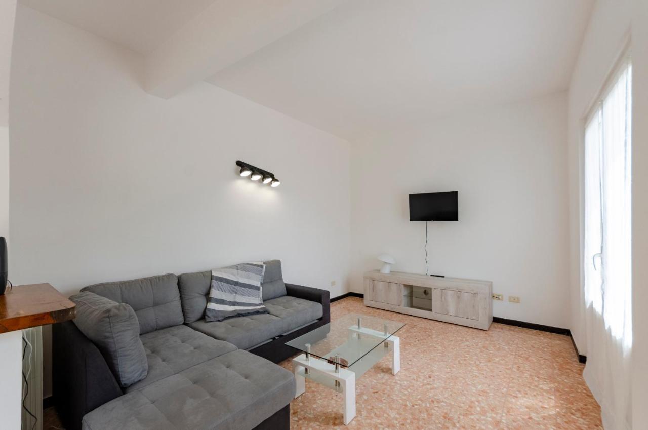 Joivy Family Flat With 3 Balconies, 10 Min To Beach Moneglia Eksteriør bilde